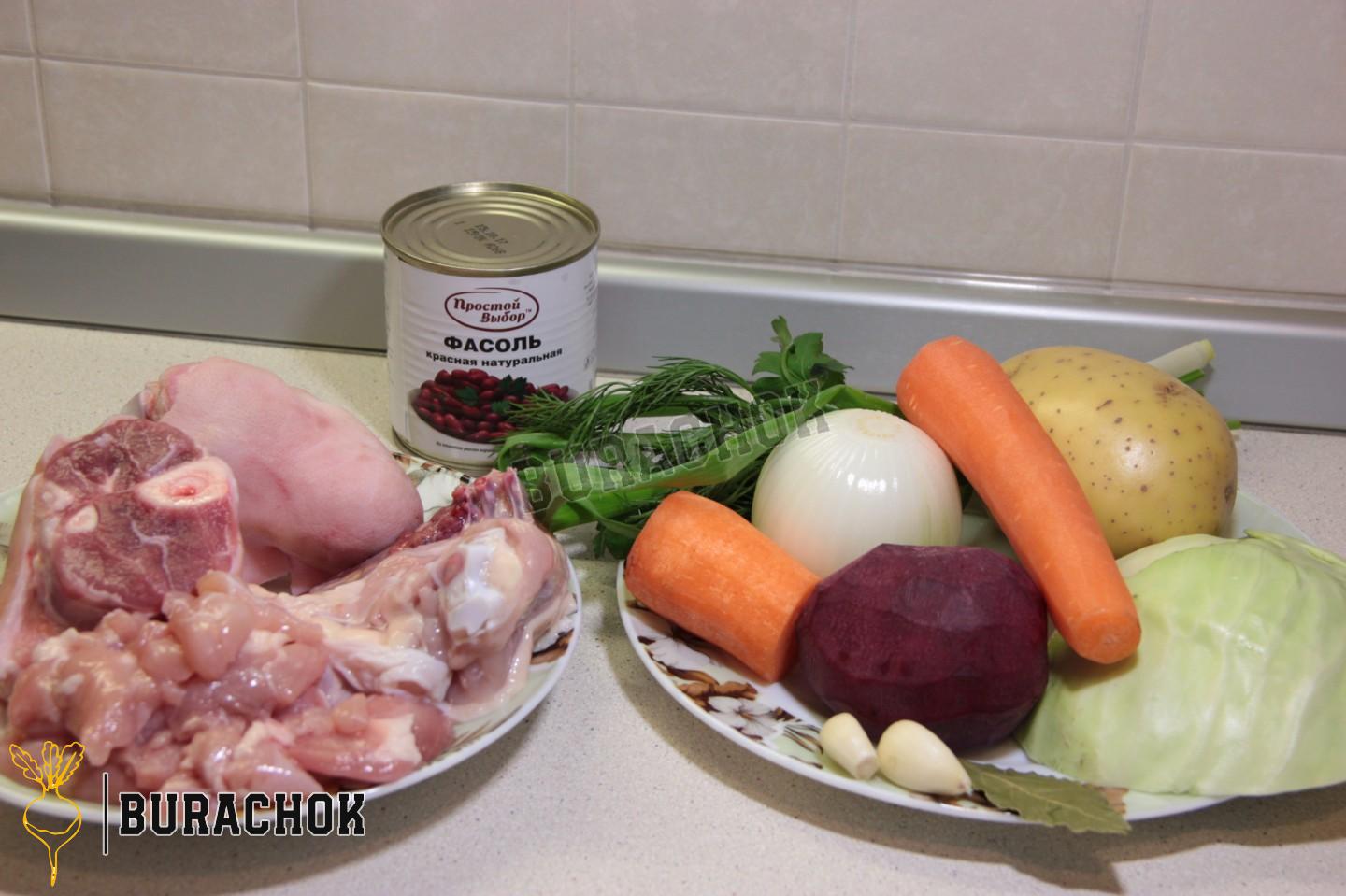 Борщ з квасолею та куркою