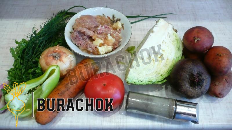 Борщ буряковий з капустою на тушонці