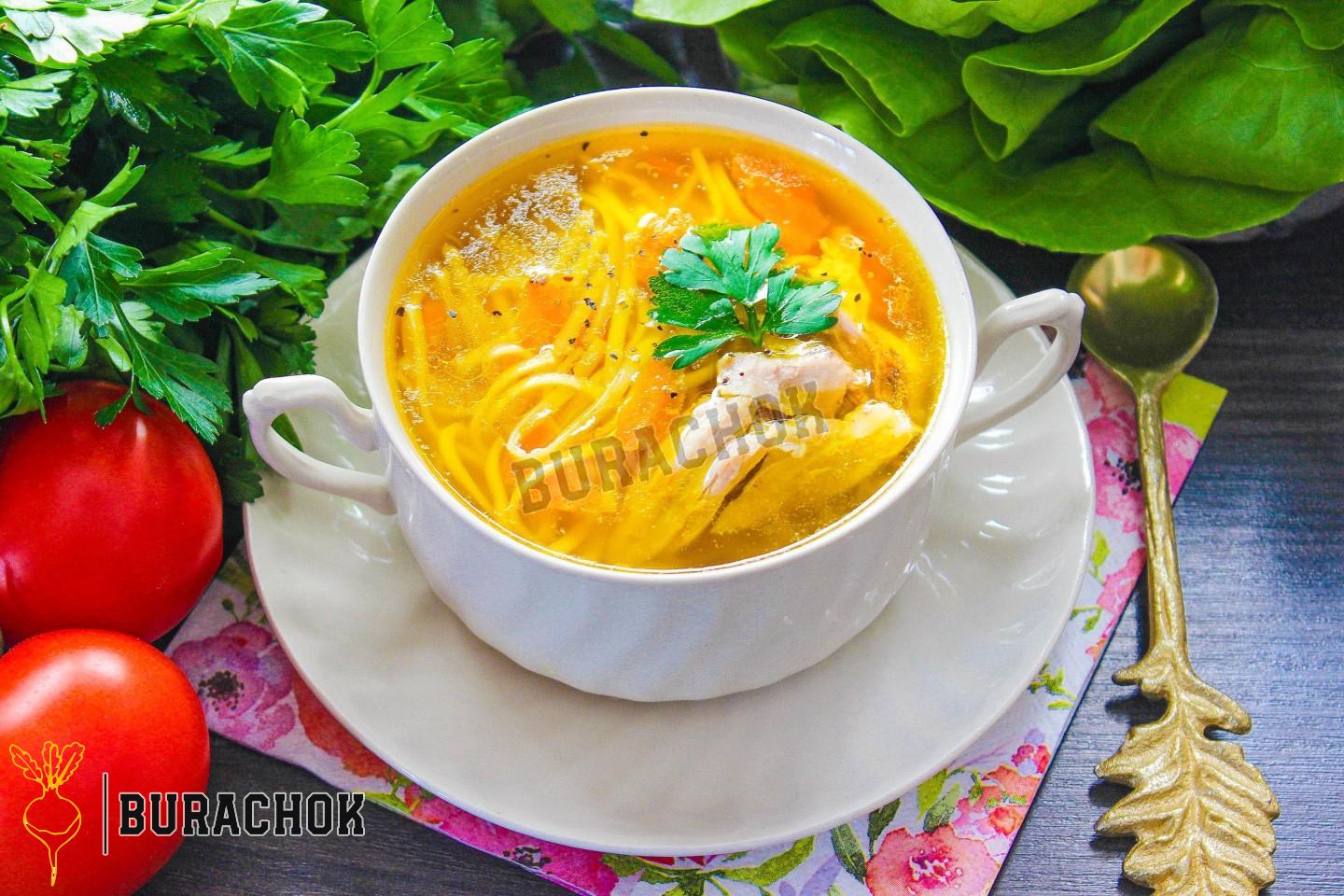 Курячий бульйон з локшиною
