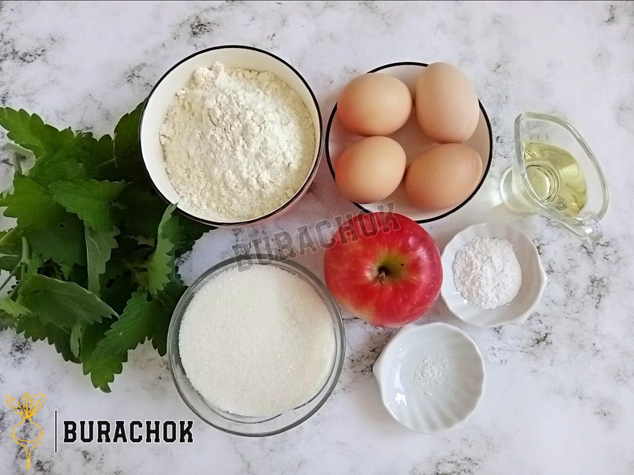 Шарлотка з м'ятою