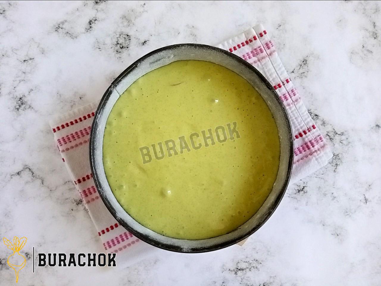 Шарлотка з м'ятою