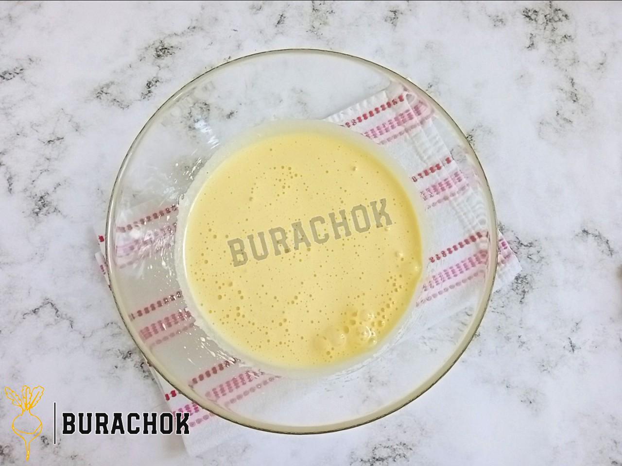 Шарлотка з м'ятою